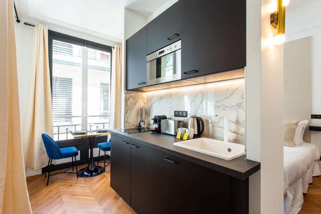 Intimate - 1br-2p - Champs Elysees * Paris